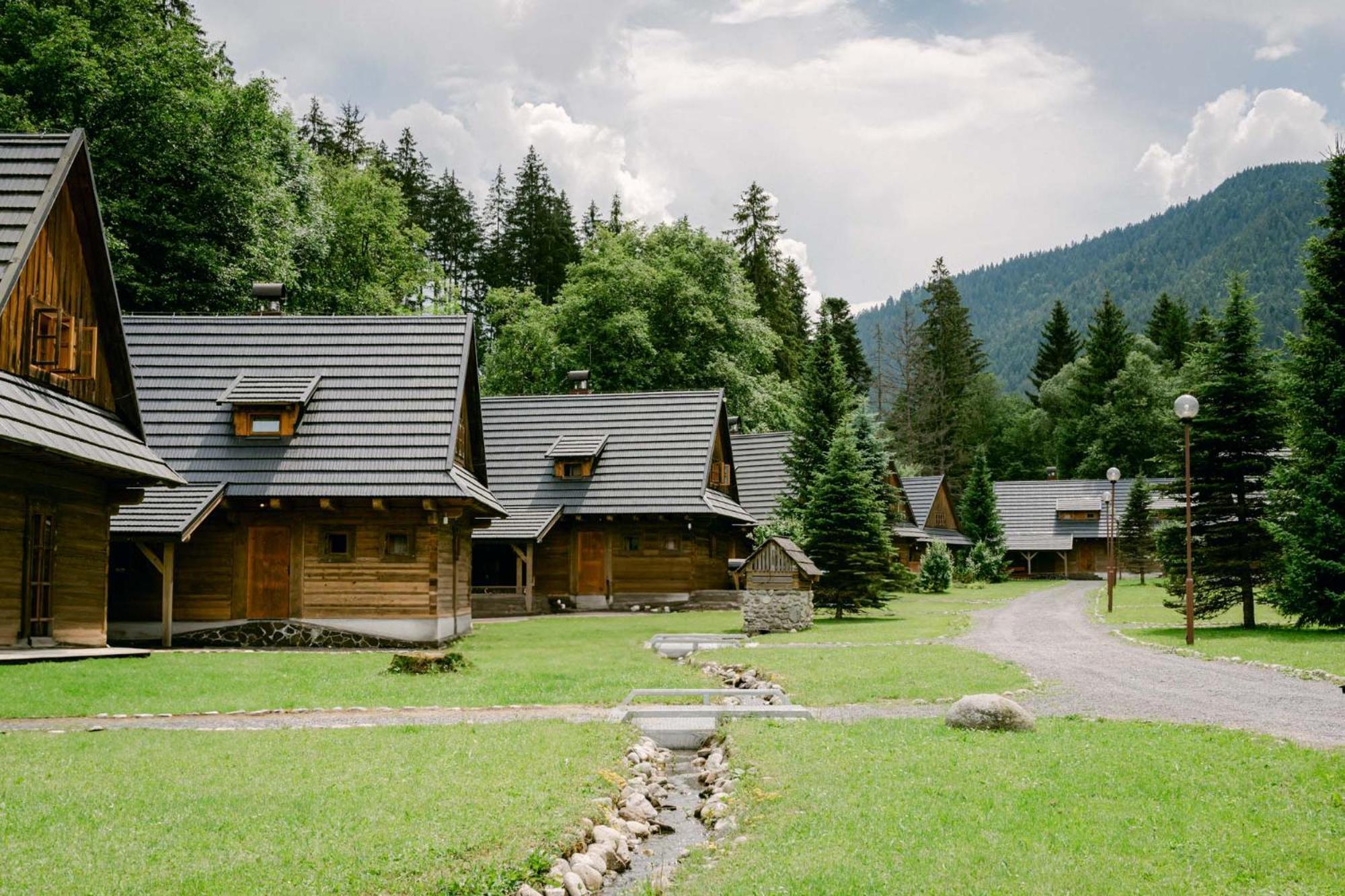 Hotel****Liptovsky Dvor Liptovský Ján Eksteriør bilde