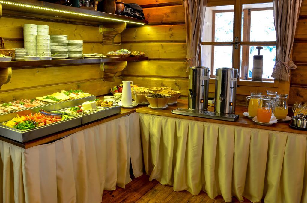 Hotel****Liptovsky Dvor Liptovský Ján Eksteriør bilde